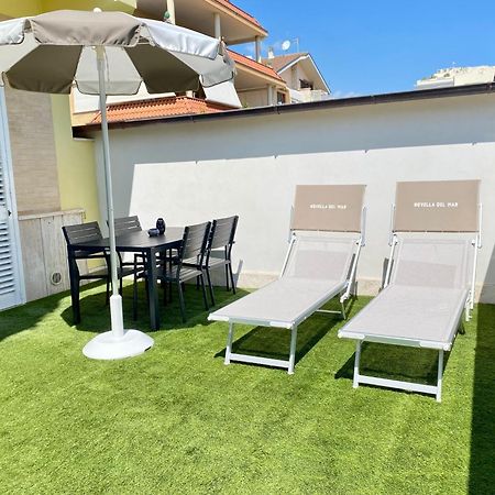 Novella Del Mar Prima Fila Dal Mare Villa Grottammare Bagian luar foto